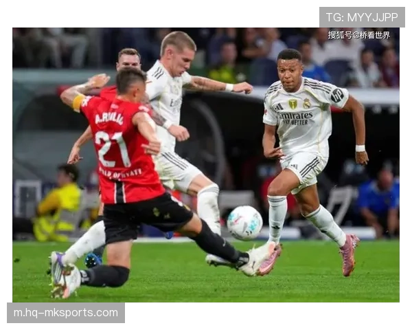 皇社官网发文炮轰伯纳乌之战两粒点球判罚尺度不一